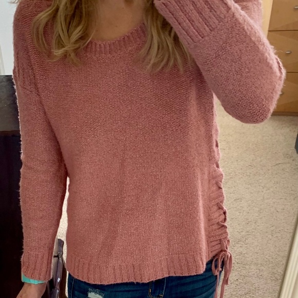 Pink side tie sweater - Picture 2 of 10